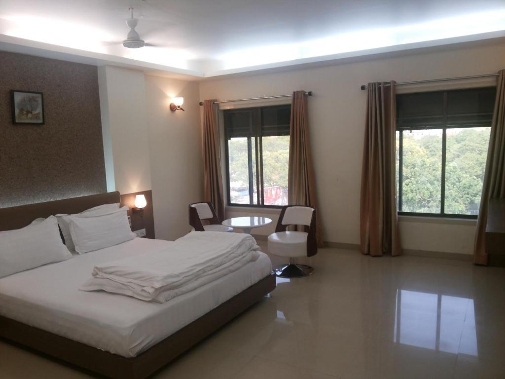 Royal Inn Ankleshwar Εξωτερικό φωτογραφία