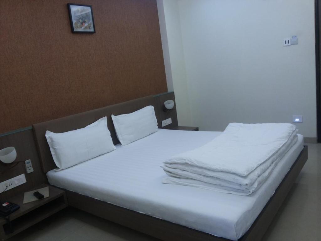 Royal Inn Ankleshwar Εξωτερικό φωτογραφία